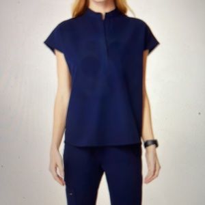 Figs Rafaela Oversized Scrub Top- Navy